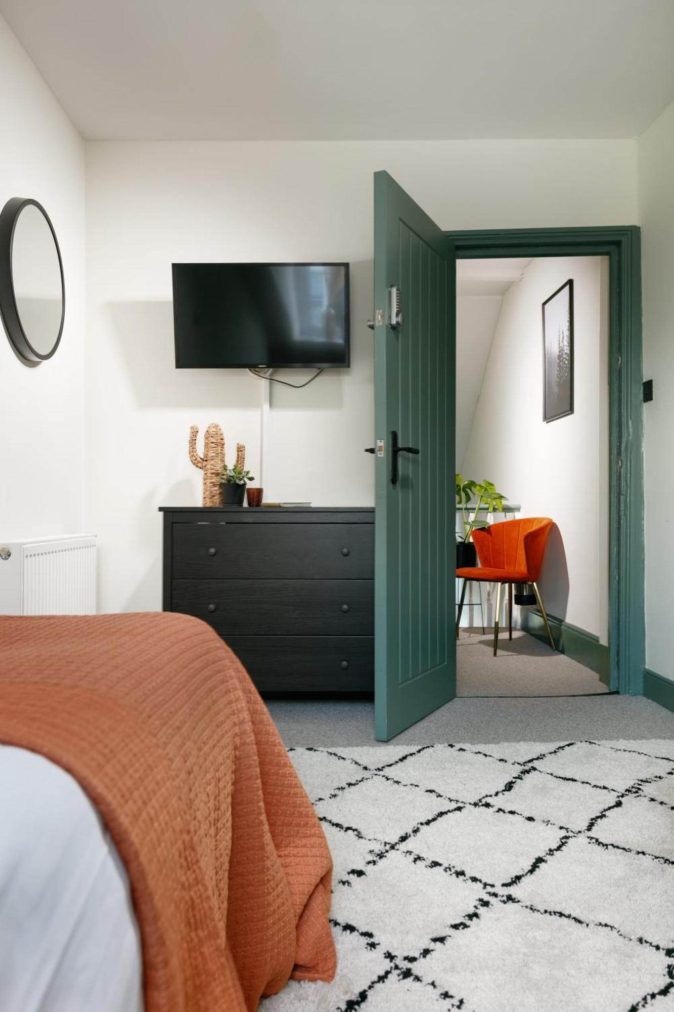 New Luxury For 2024 - Central Plymouth House - Sleeps 10 - Access To Plymouth Town - Close To The Barbican - Pets Welcome - Parking Available - By Luxe Living By Sophia Buitenkant foto