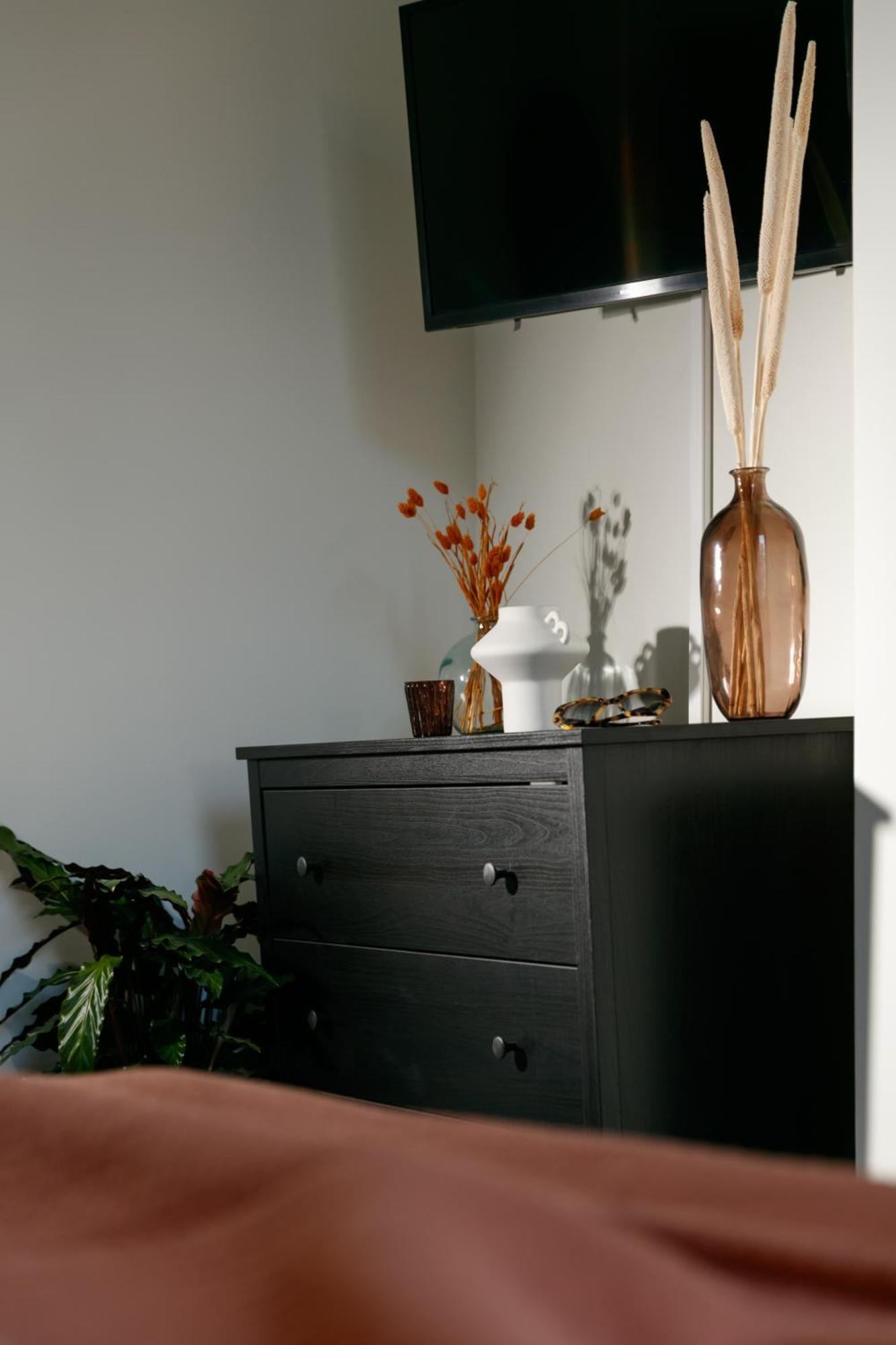 New Luxury For 2024 - Central Plymouth House - Sleeps 10 - Access To Plymouth Town - Close To The Barbican - Pets Welcome - Parking Available - By Luxe Living By Sophia Buitenkant foto