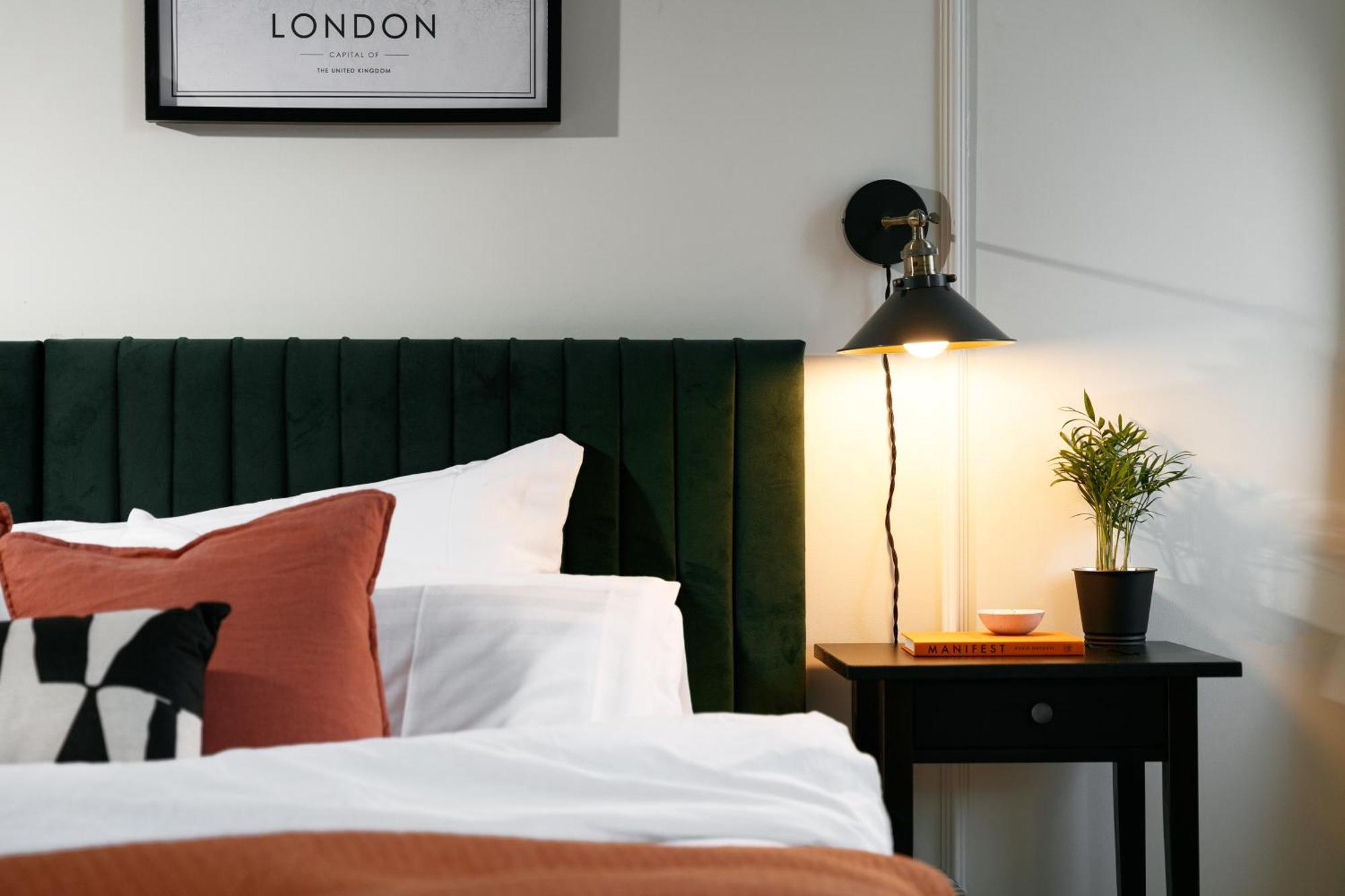 New Luxury For 2024 - Central Plymouth House - Sleeps 10 - Access To Plymouth Town - Close To The Barbican - Pets Welcome - Parking Available - By Luxe Living By Sophia Buitenkant foto